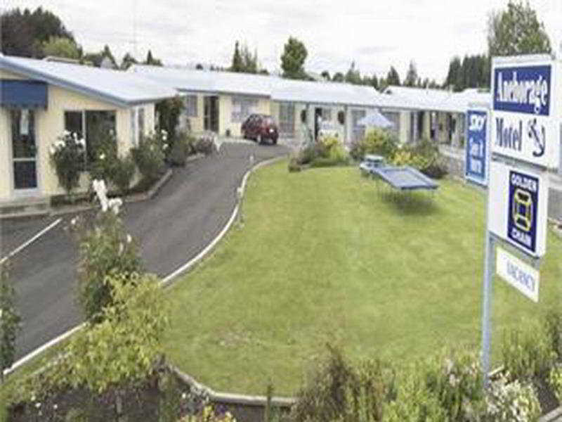 Anchorage Motel Apartments Те-Анау Экстерьер фото