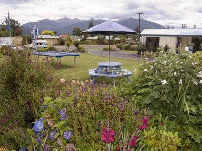 Anchorage Motel Apartments Те-Анау Экстерьер фото